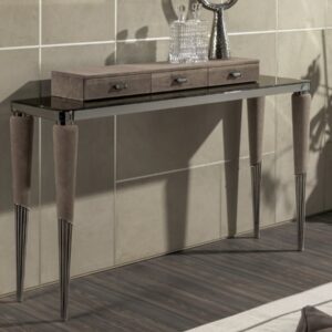 Կոնսոլային սեղան