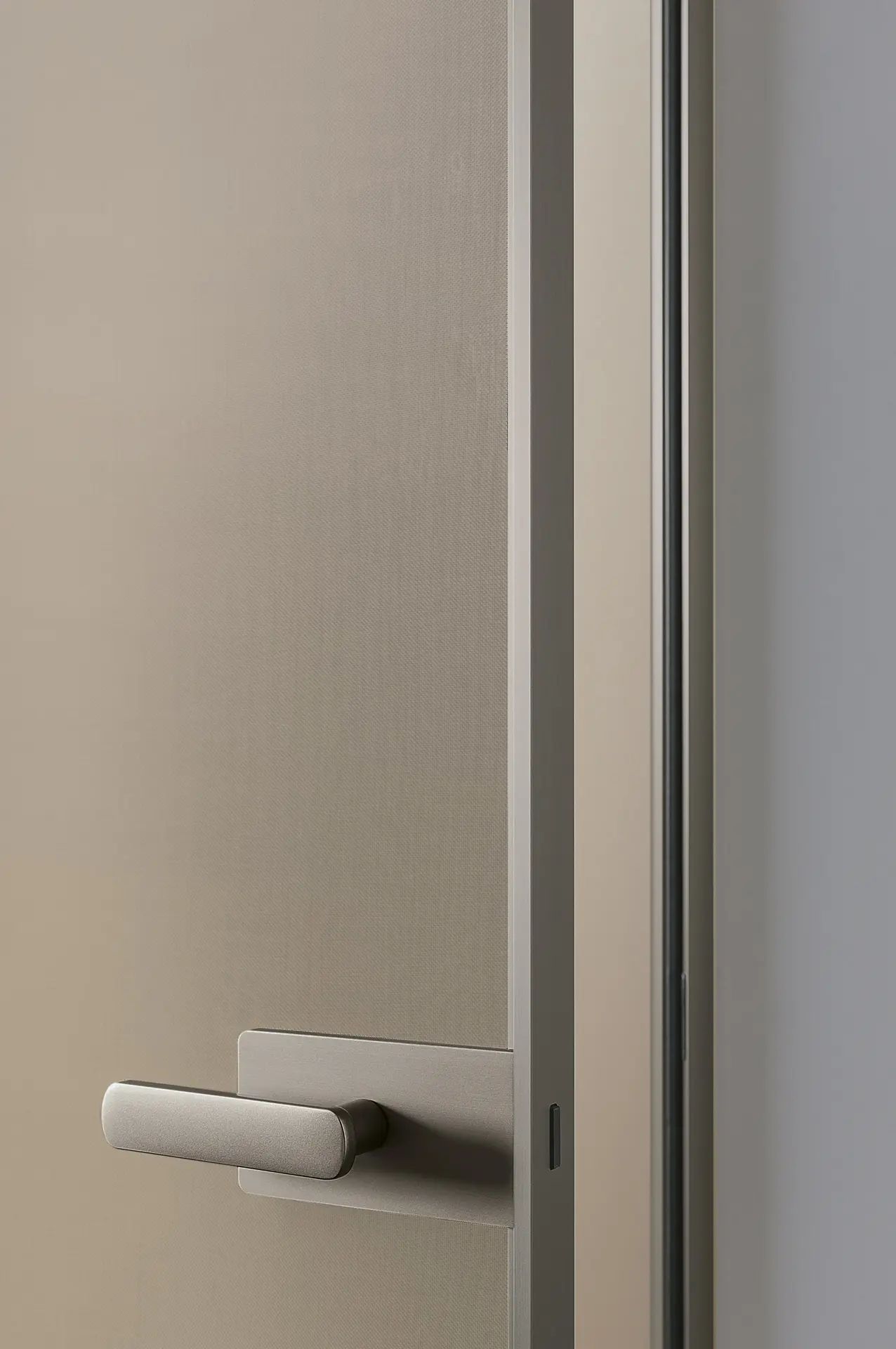 Միջսենյակային դուռ - Image 2